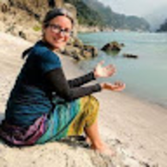 Meet your Posher, Porscha - Picture 1 of 1